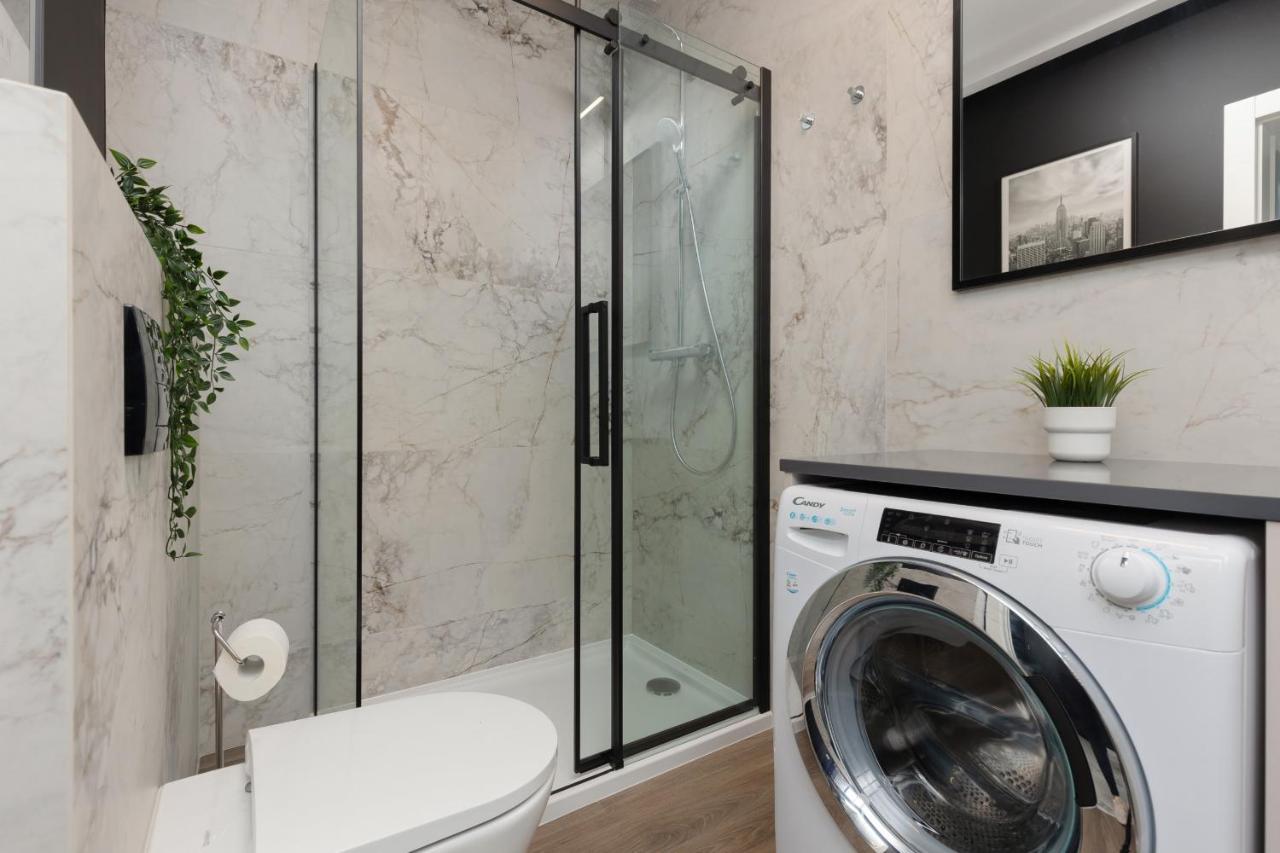 Stunning Family Ursynow With Parking & Balcony By Renters Apartment *