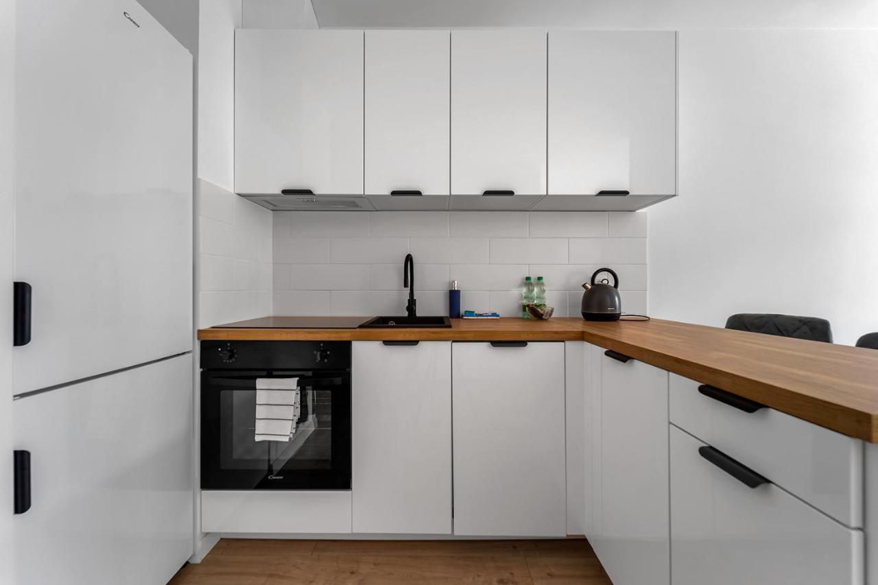Herbu Oksza White Standard Apartament Warszawa