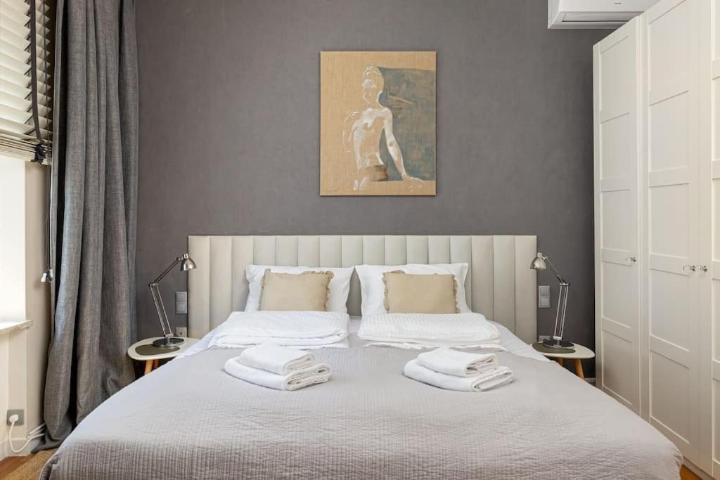Apartment Chmielna Center With Bath Warsaw