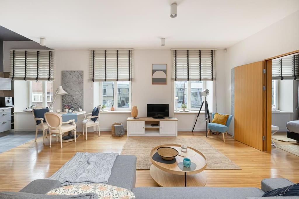 Apartment Chmielna Center With Bath Warsaw