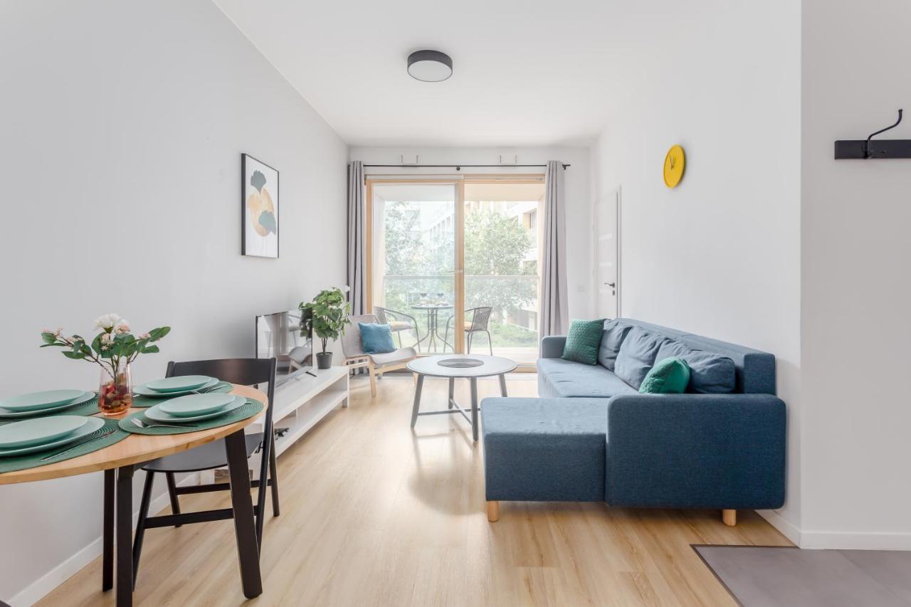 Apartment Kolejowa Warschau