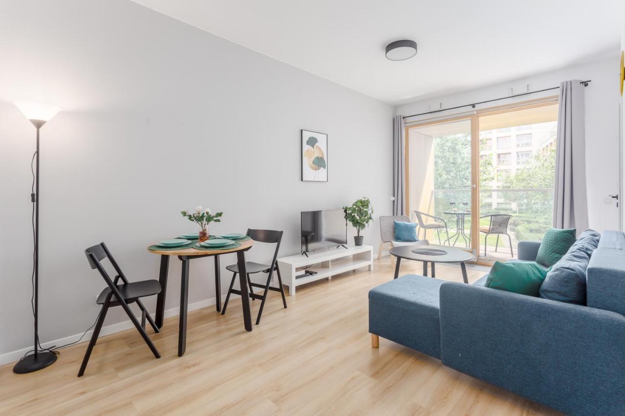 Apartment Kolejowa Warschau