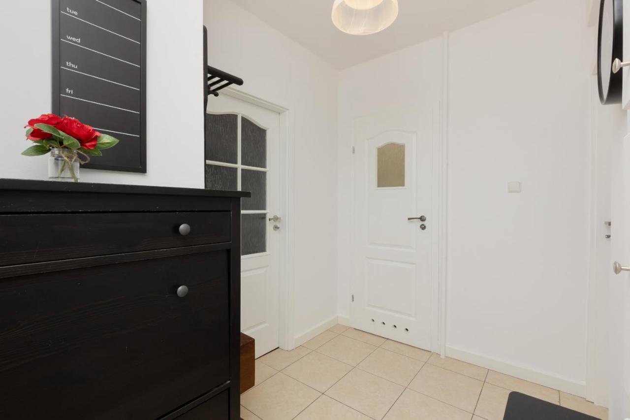 Trendy Mokotowska 1 Km To Lazienki Park By Renters Apartment *