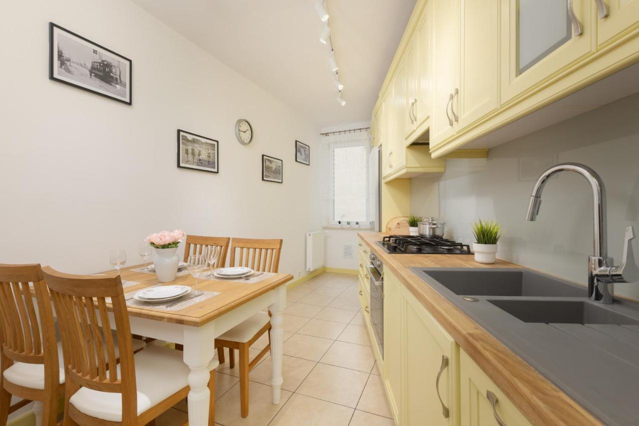 Trendy Mokotowska 1 Km To Lazienki Park By Renters Apartment Warsaw
