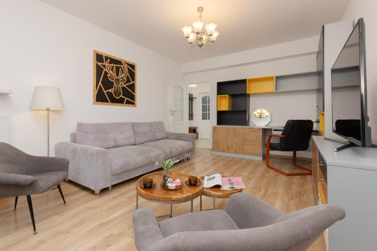 Apartment Trendy Mokotowska 1 Km To Lazienki Park By Renters