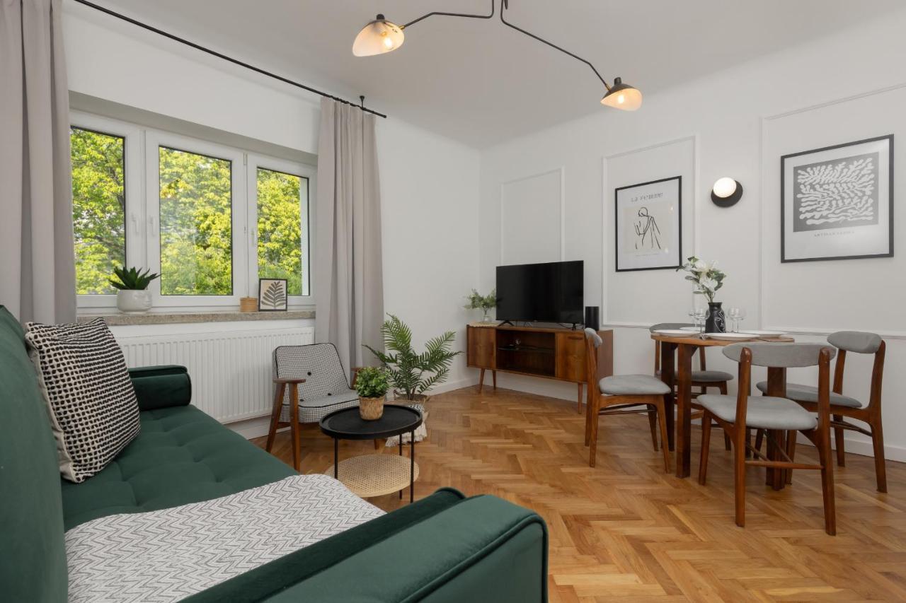 Stylish Nowolipie Close To Old Town Square By Renters Warsaw