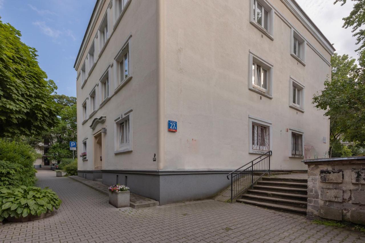 Stylish Nowolipie Close To Old Town Square By Renters Apartment *