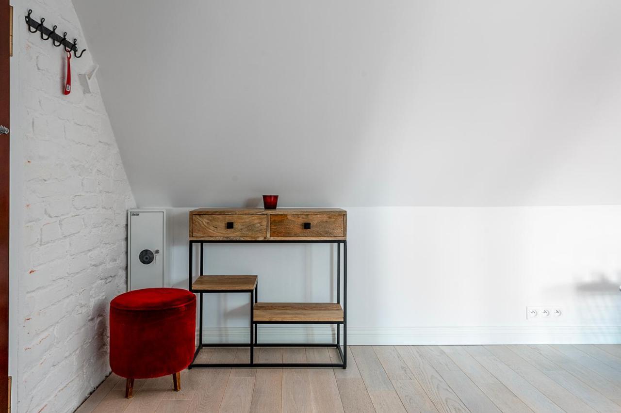 Apartment High Standard Studio. Old Town. *