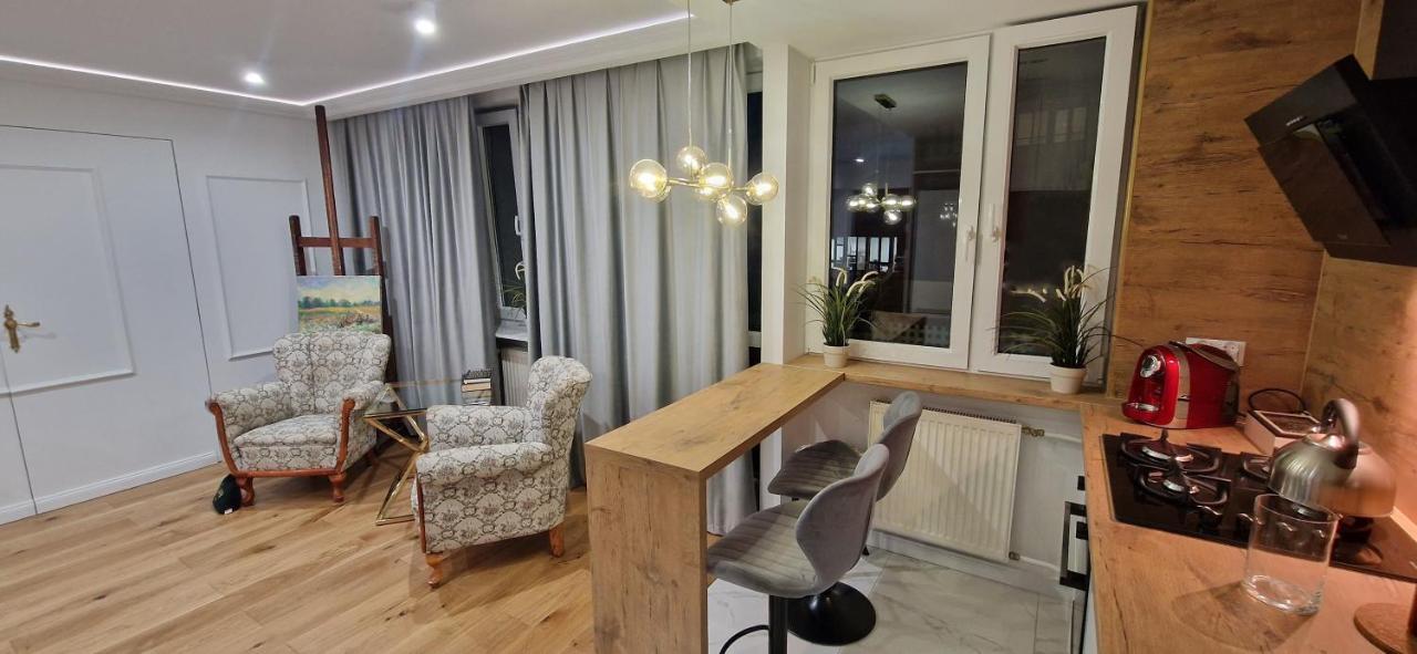 Apartment Arma Design 2 Bedrooms Warsaw