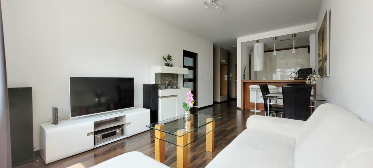 Atrakcyjny Apartament W Wilanowie Apartamento Varsóvia