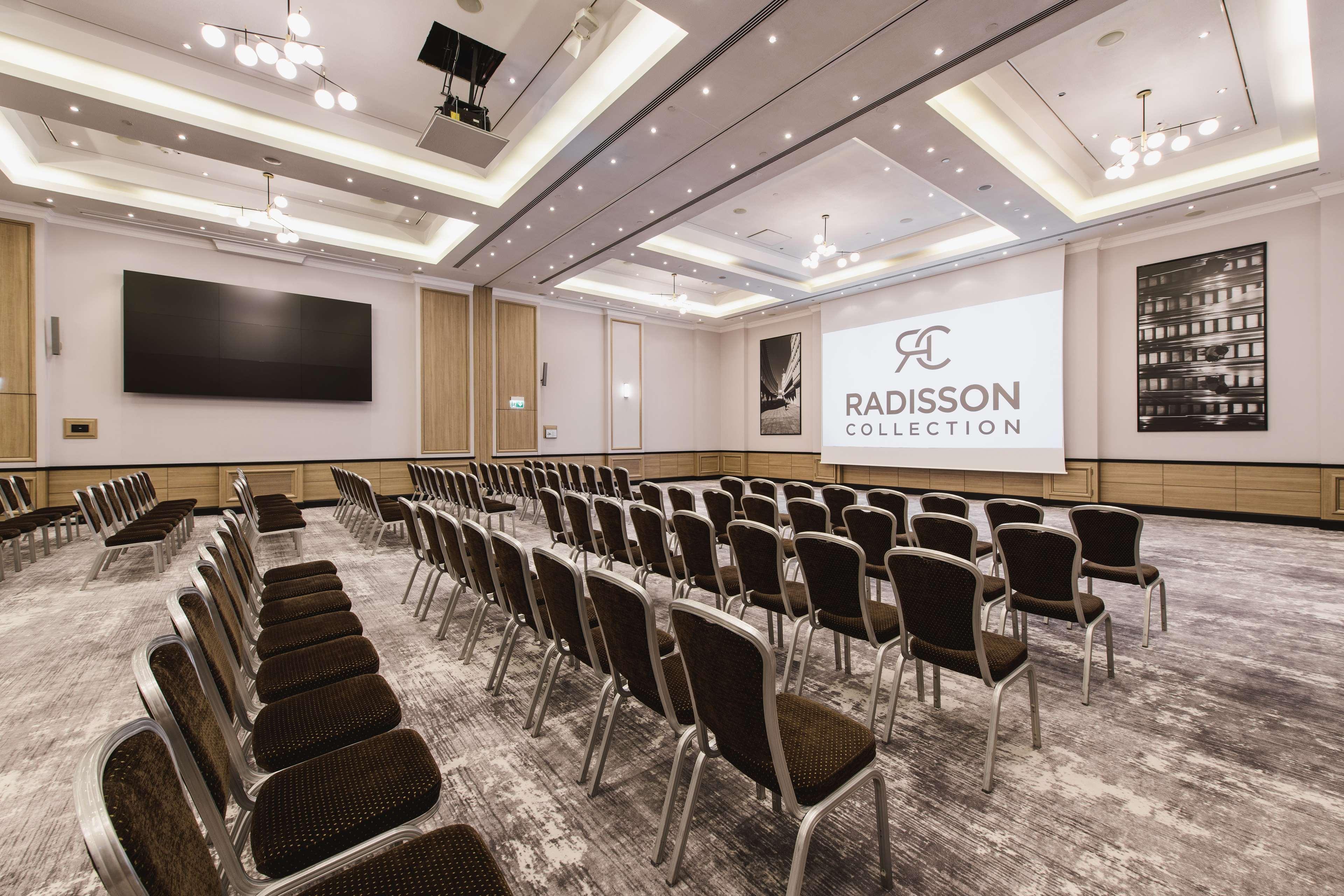 Hotel Radisson Collection Hotel, 5*
