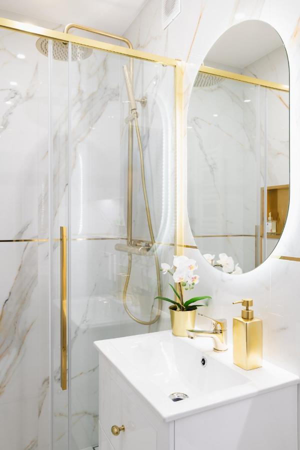 Glam & Modern By Cooee Apartment Warschau