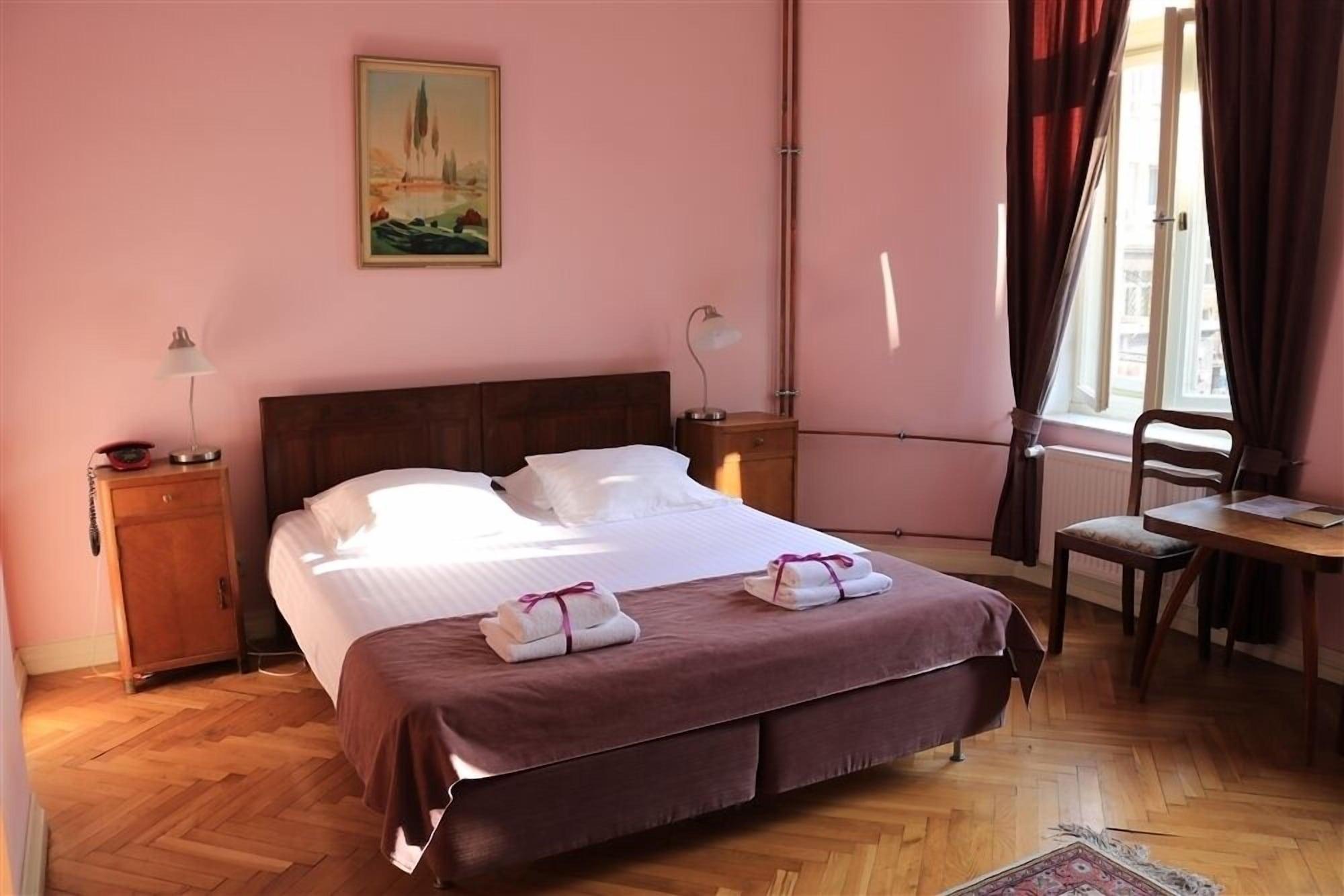 Chopin Boutique Aparthotel