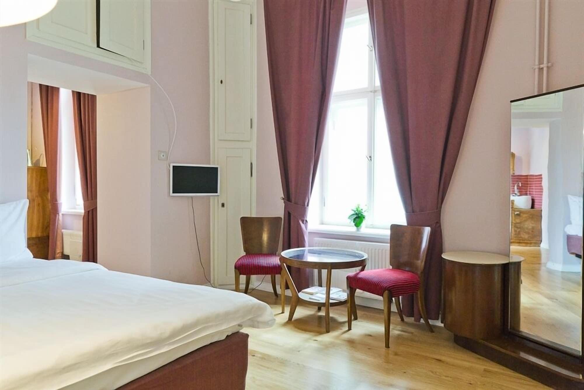 Chopin Boutique Aparthotel