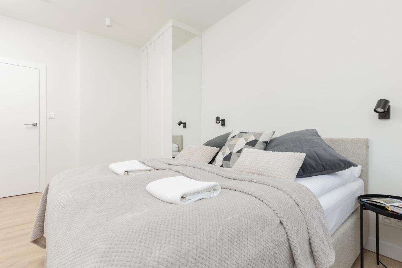Amazing Spacious In Center By Renters * Warszawa
