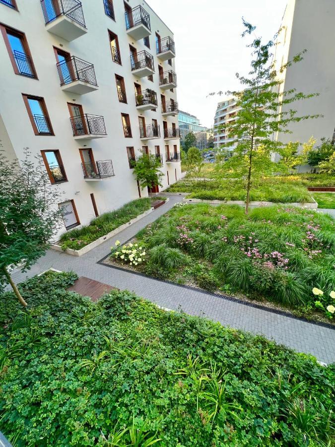 Browary Warszawskie Designer Apartment *