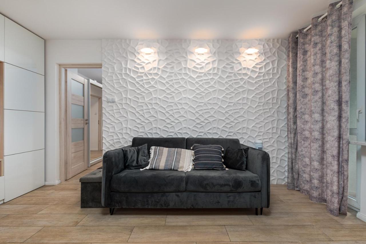 Emilii Plater 47 By Homeprime
