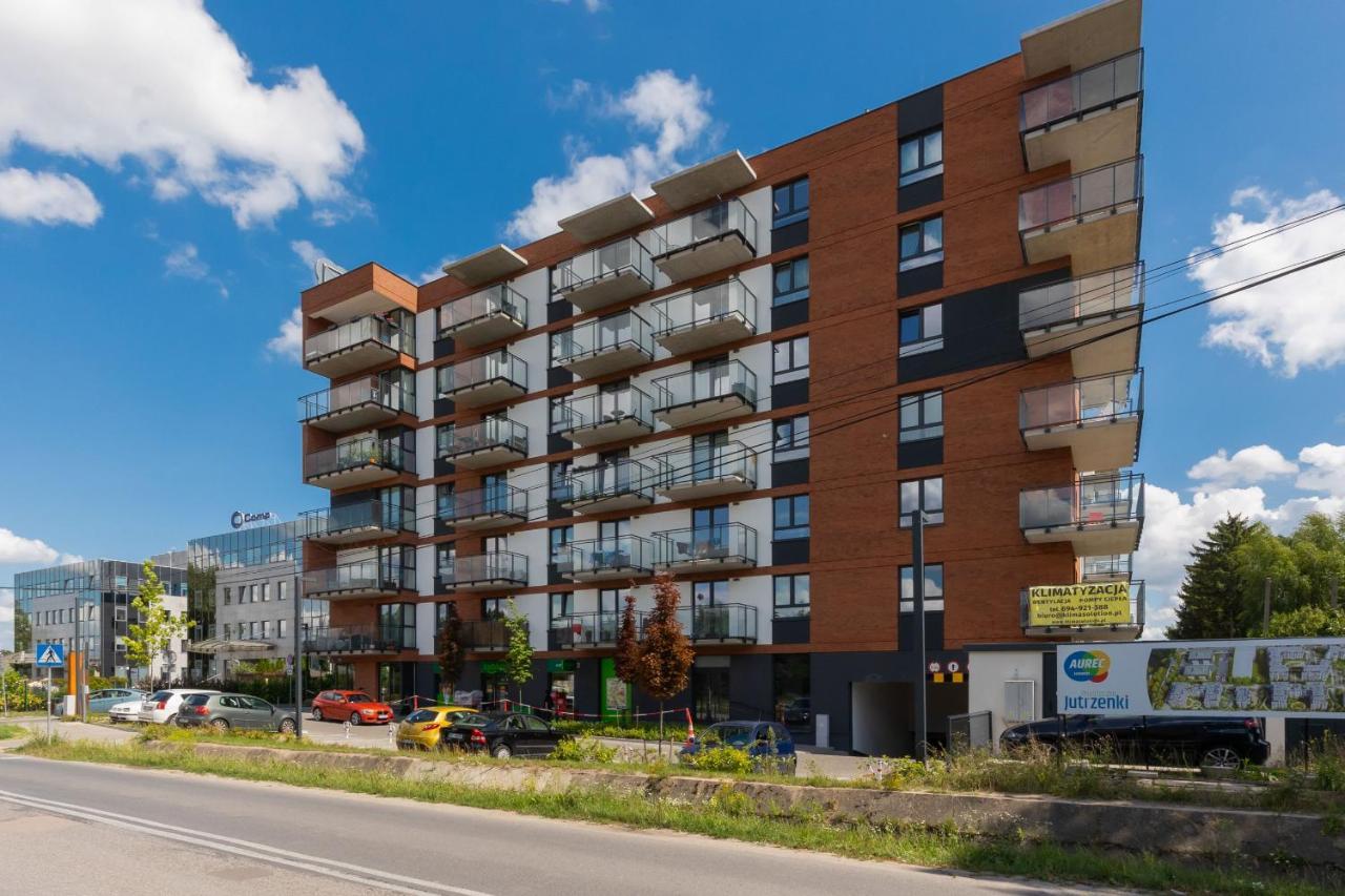 Apartament Jutrzenki Wlochy By Renters Apartment *
