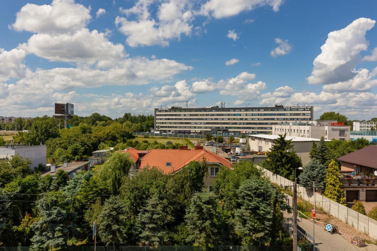 Apartament Jutrzenki Wlochy By Renters Apartment