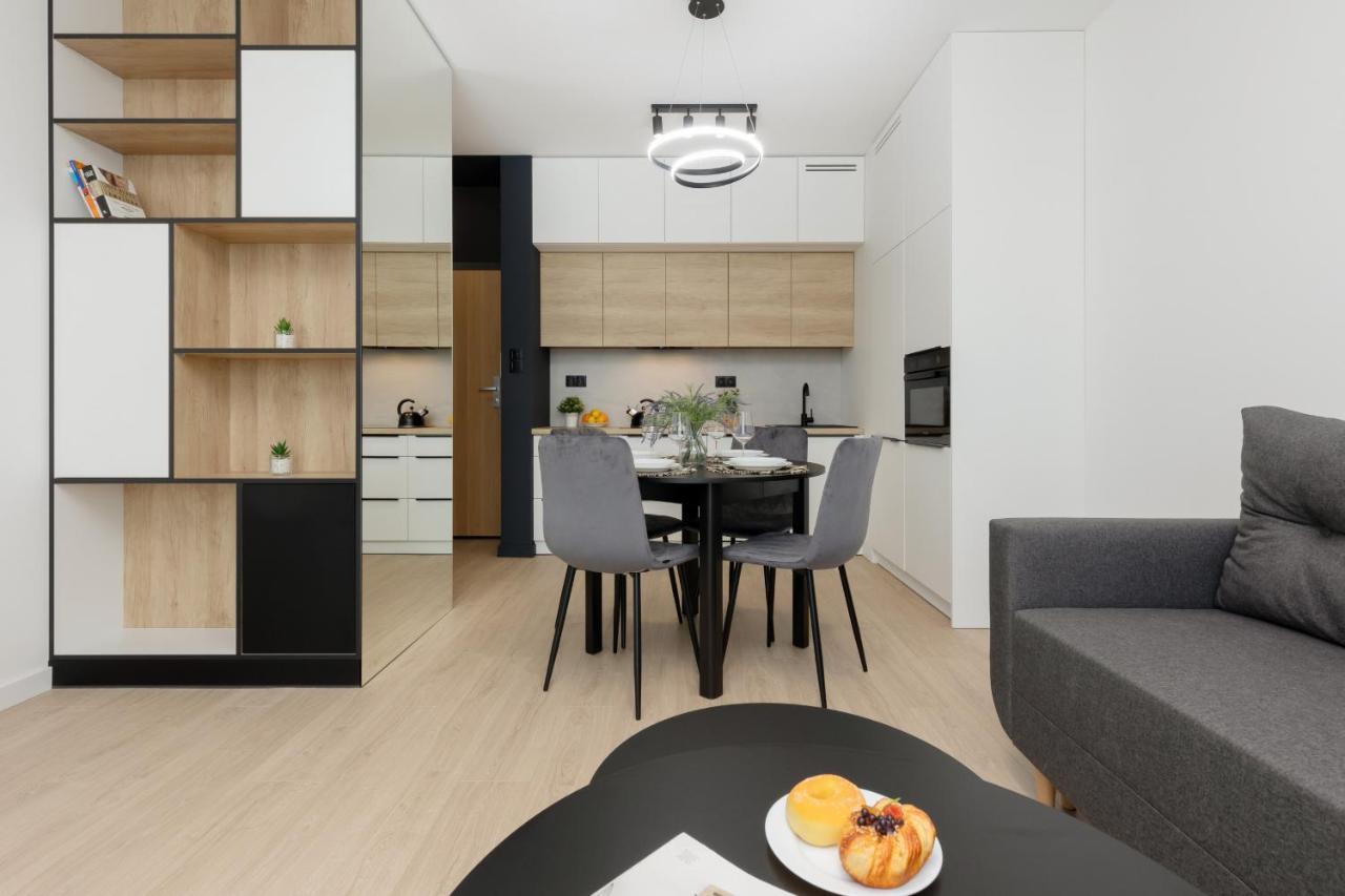 Apartment Apartament Jutrzenki Wlochy By Renters