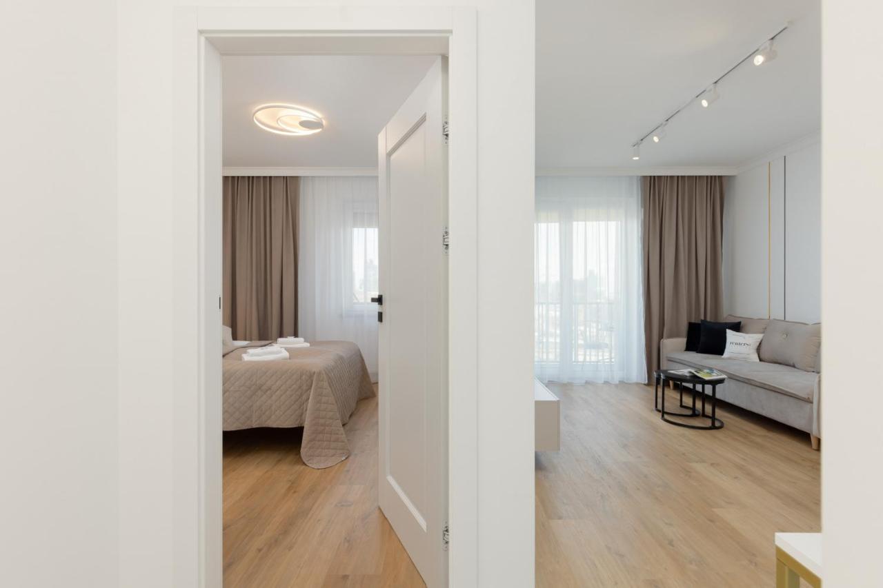 Stylish With Parking By Renters Prestige