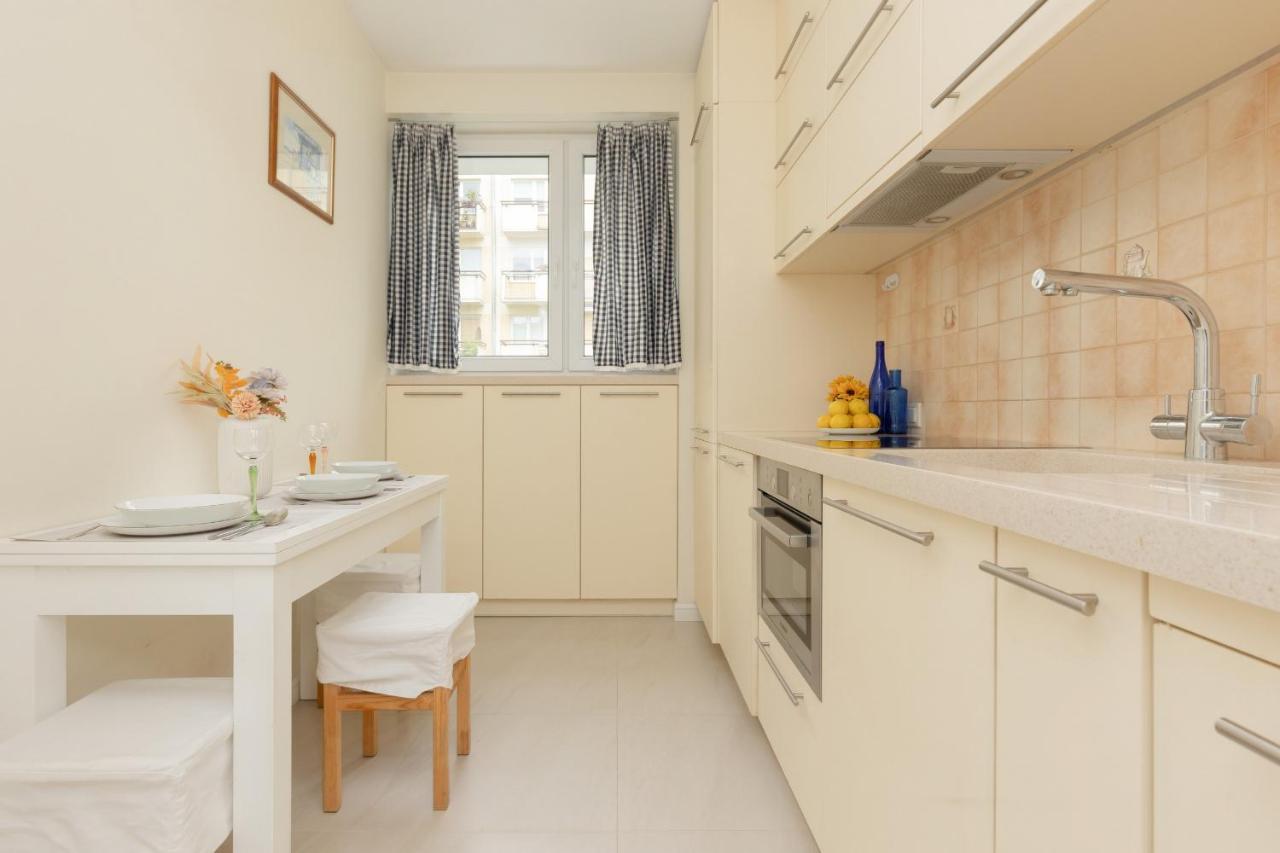 Center Zurawia By Renters *