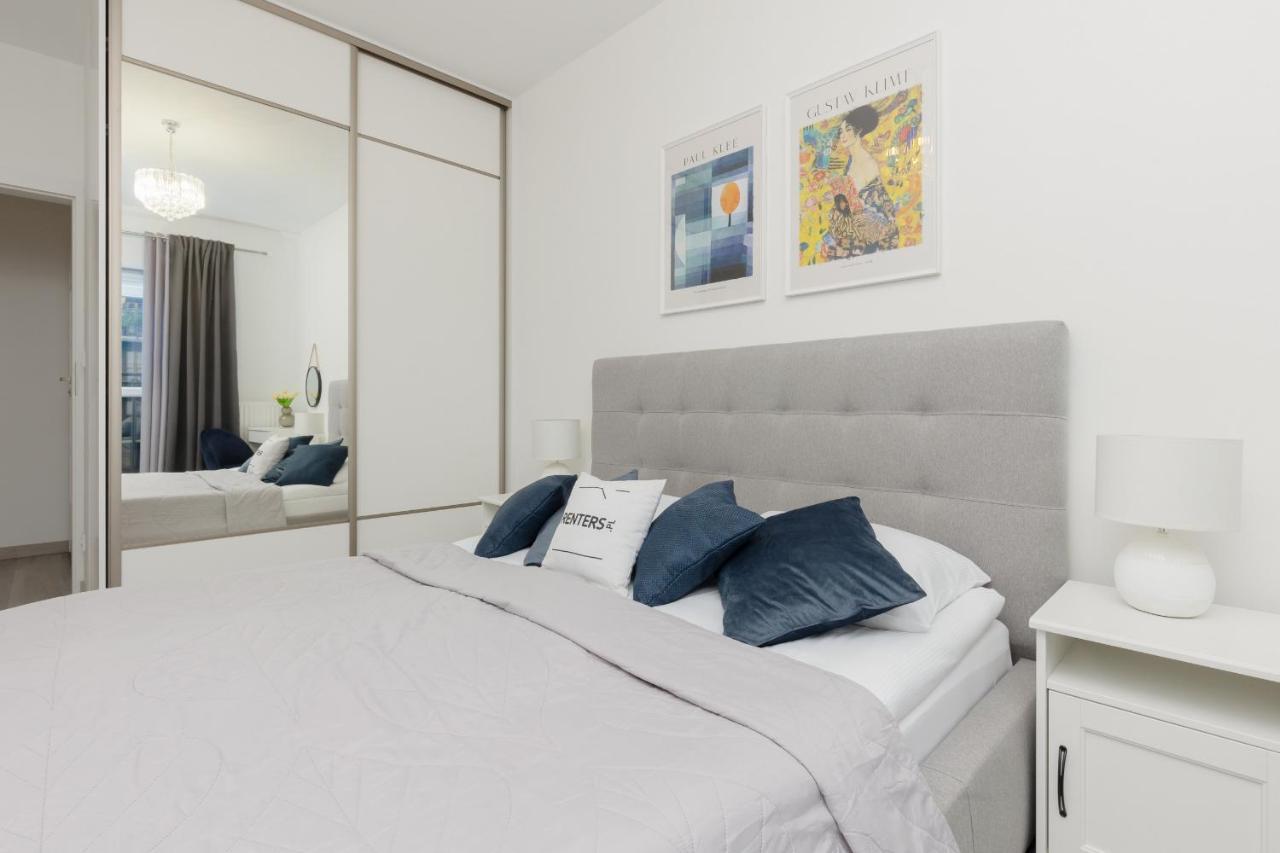 Apartment Cozy With Parking Bakalarska By Renters