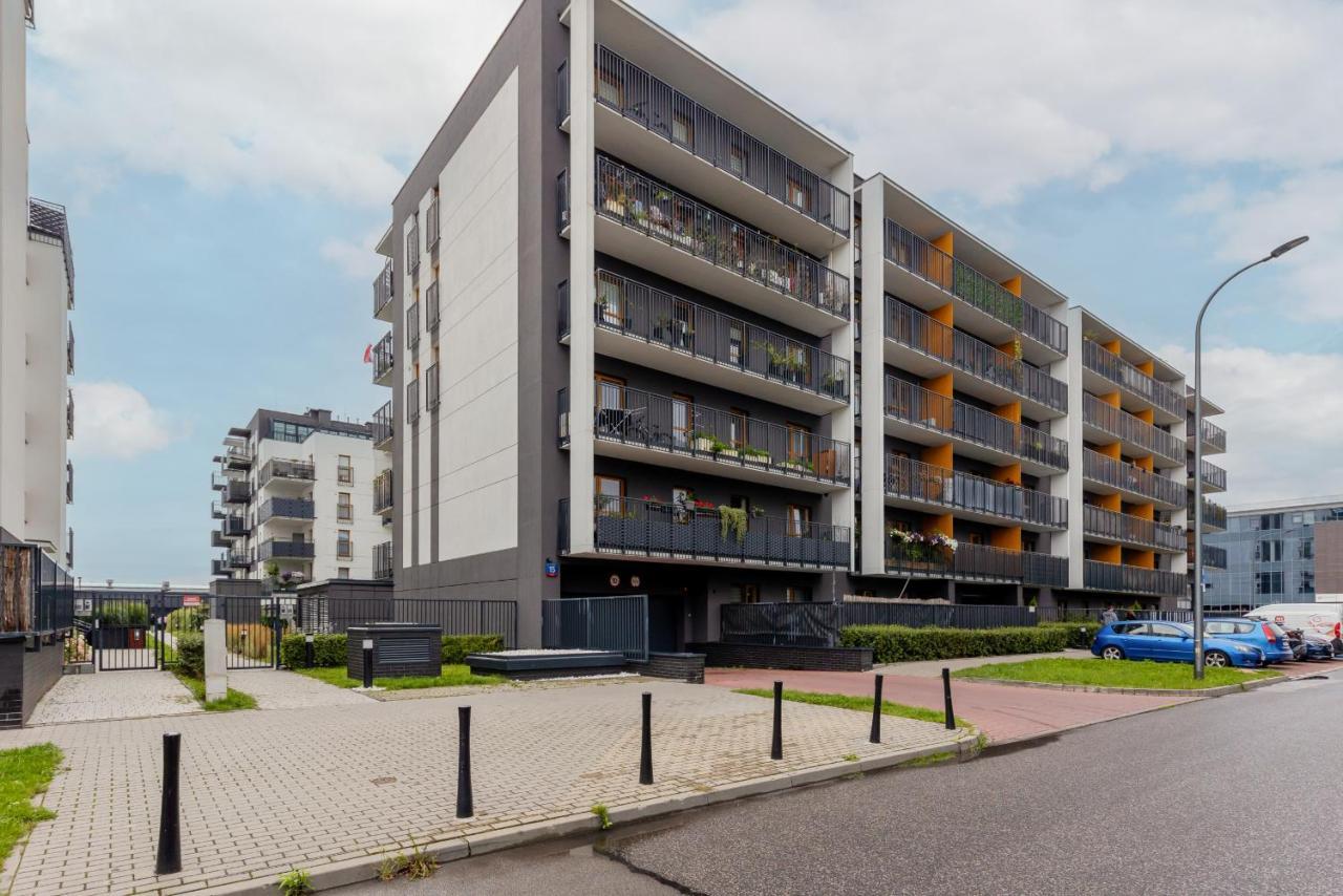 Cozy With Parking Bakalarska By Renters * Warsaw