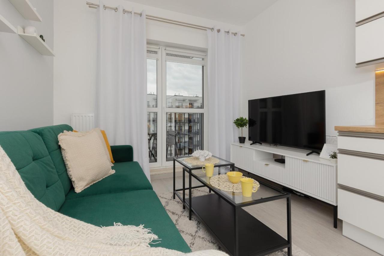 Apartment Cozy With Parking Bakalarska By Renters Warsaw