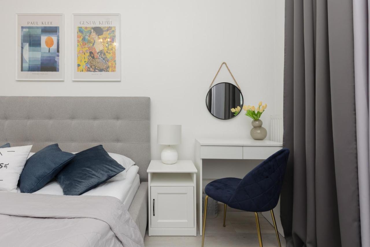 Cozy With Parking Bakalarska By Renters Apartment
