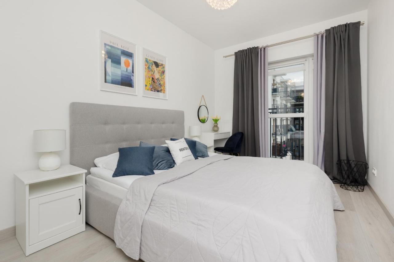 Cozy With Parking Bakalarska By Renters Warsaw