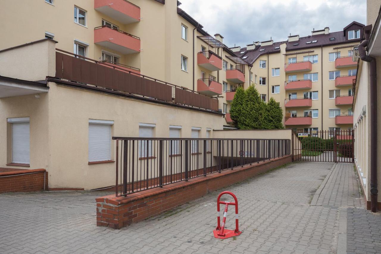 Apartamento Metro Kabaty Elegant Varsóvia