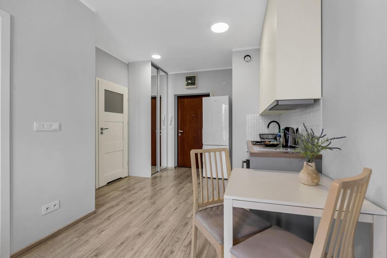 Apartment Wlochy Klinkierowa Comfort Warsaw