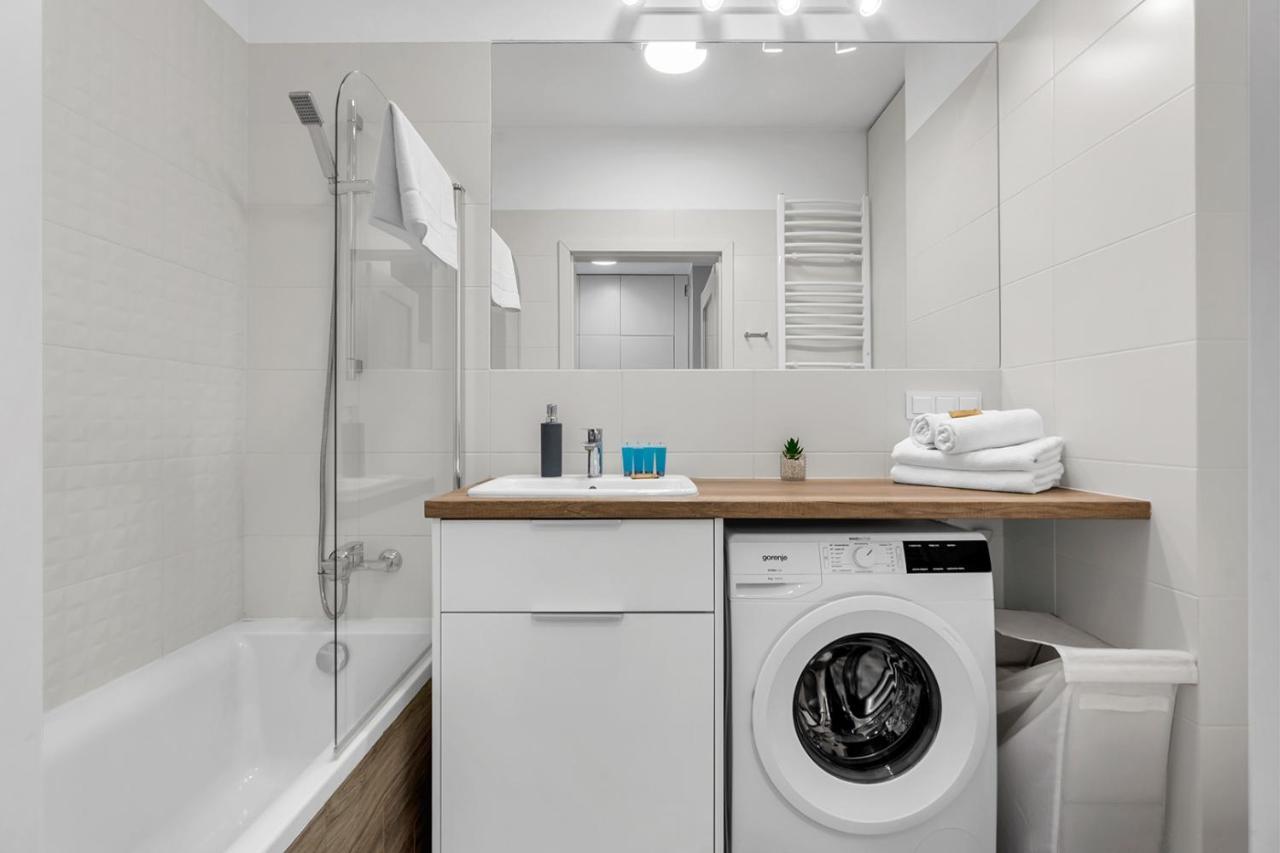 Wlochy Klinkierowa Comfort Apartment