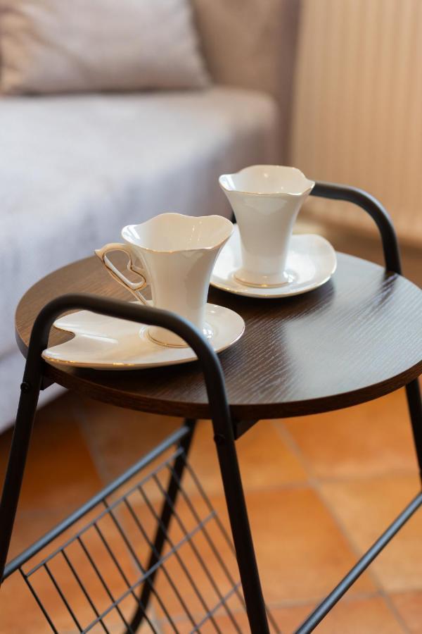 Cozy With Parking In Ursus By Renters *