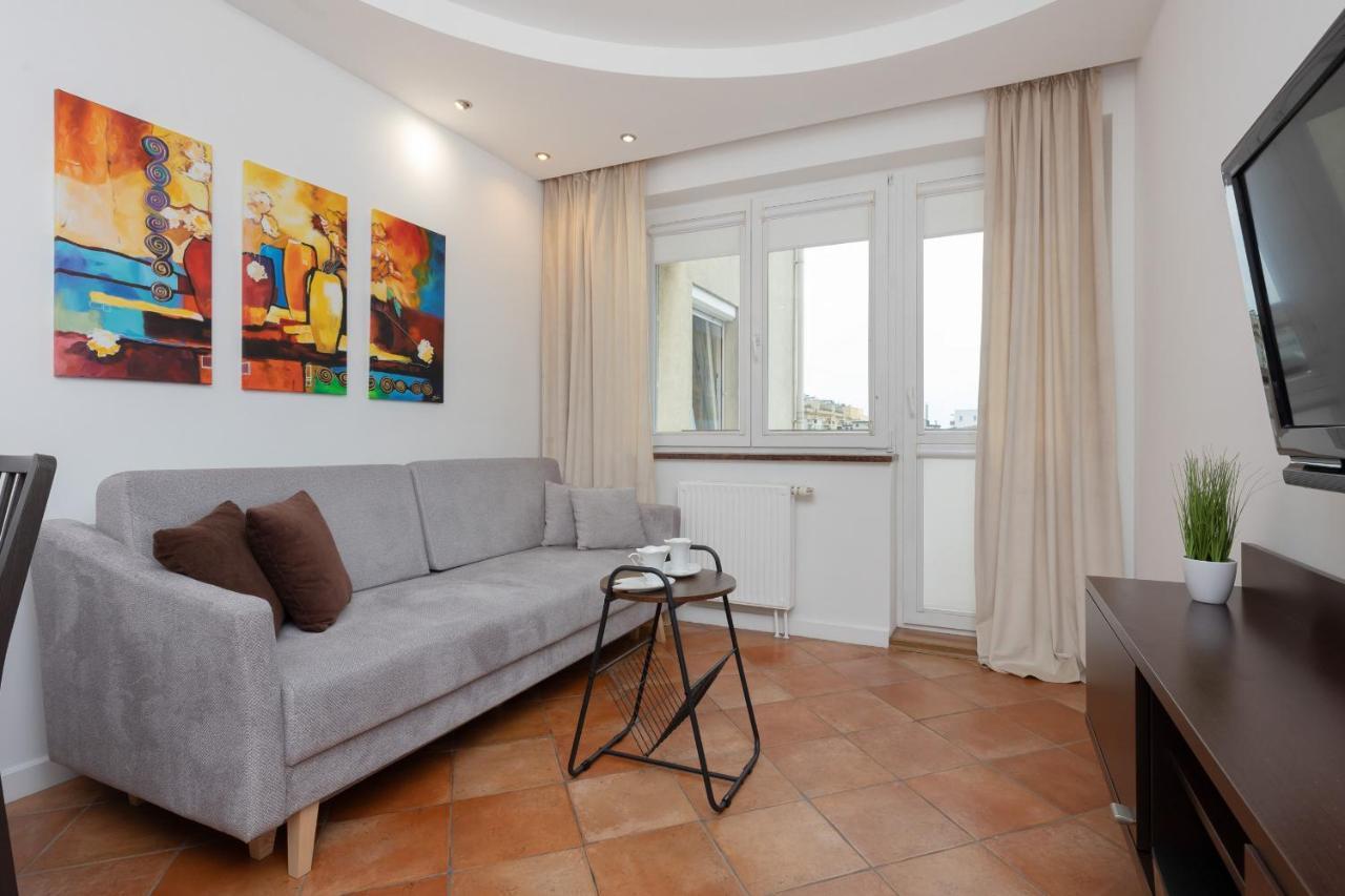 Apartment Cozy With Parking In Ursus By Renters *
