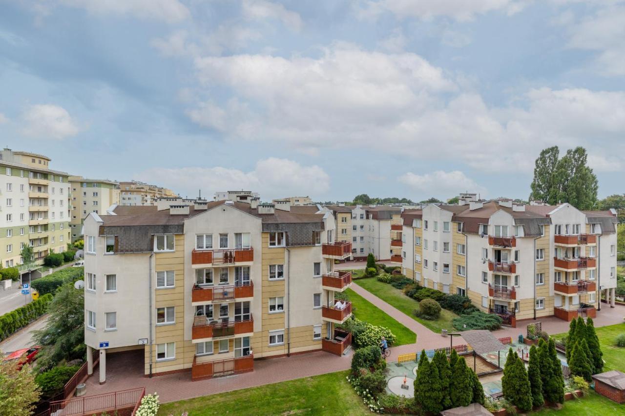 Cozy With Parking In Ursus By Renters Apartment