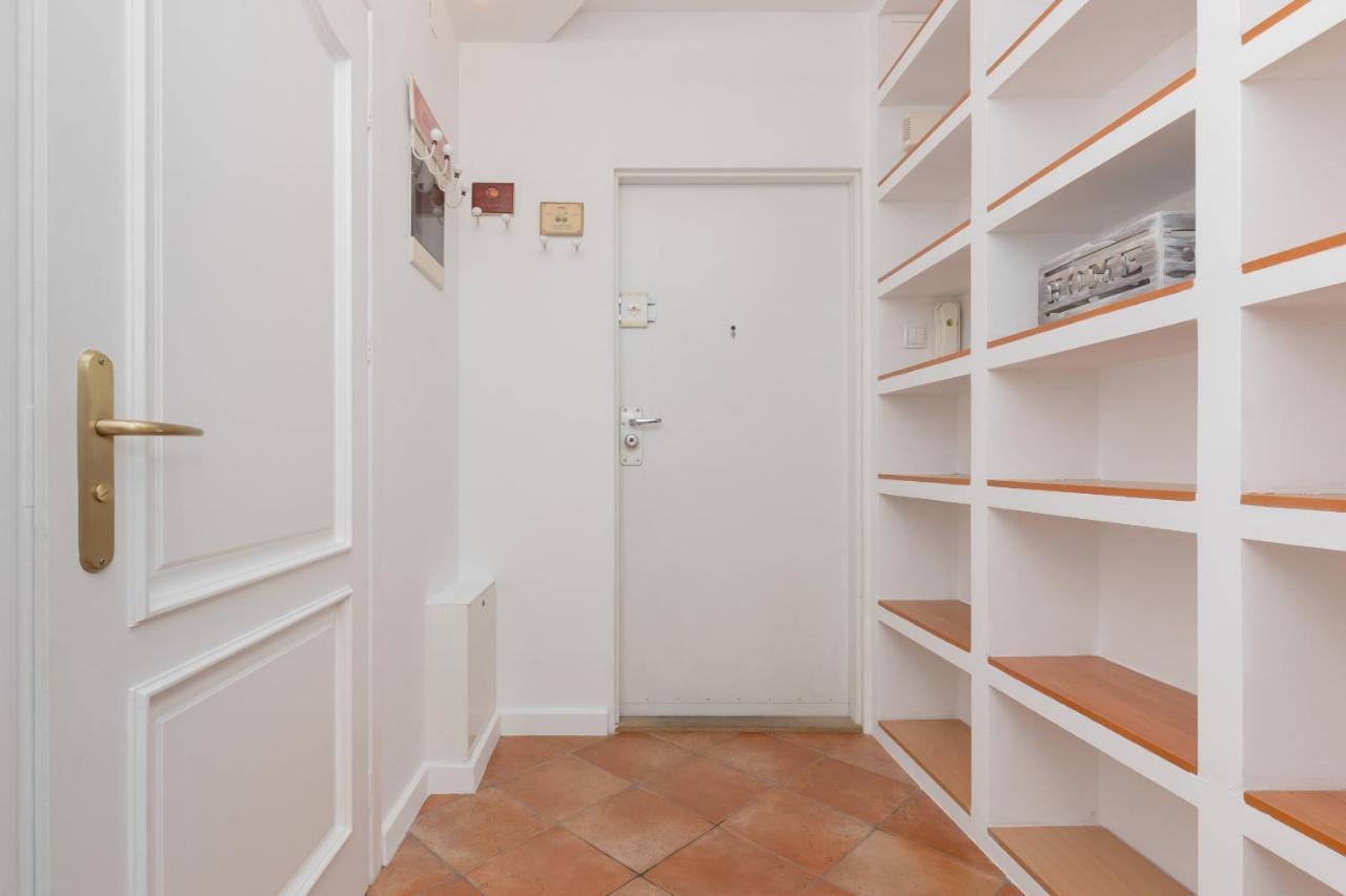 Apartment Cozy With Parking In Ursus By Renters Warsaw