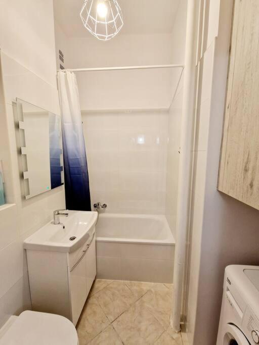 A Cosy Flat In The Center Grzybowska 30/606 Apartment *