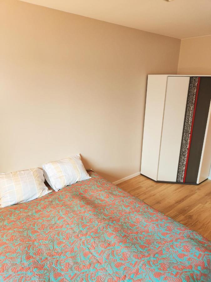 Krasnowolska Airport - Self Check-in Hostel *