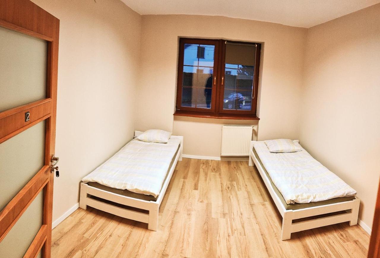 Krasnowolska Airport - Self Check-in Hostel Warsaw