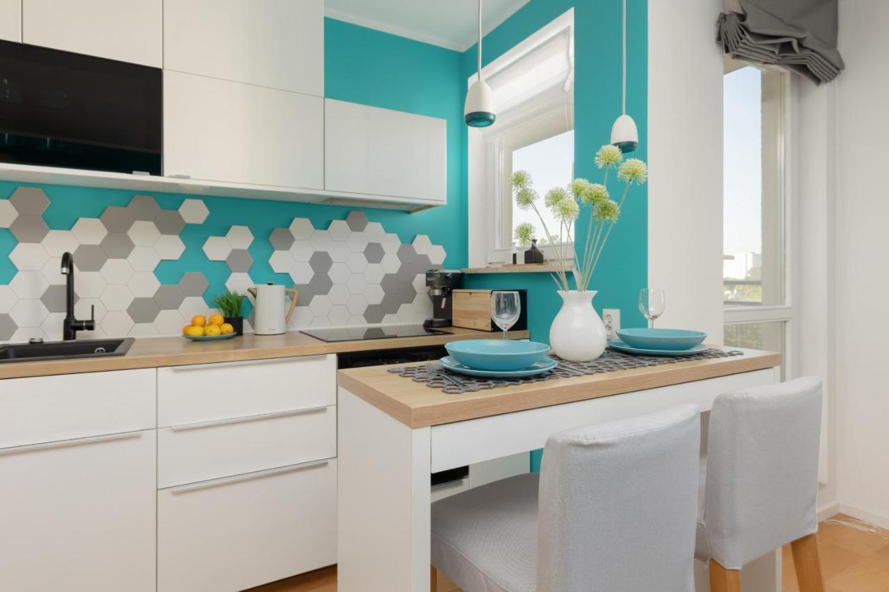 Metro Wilanowska With Parking By Renters
