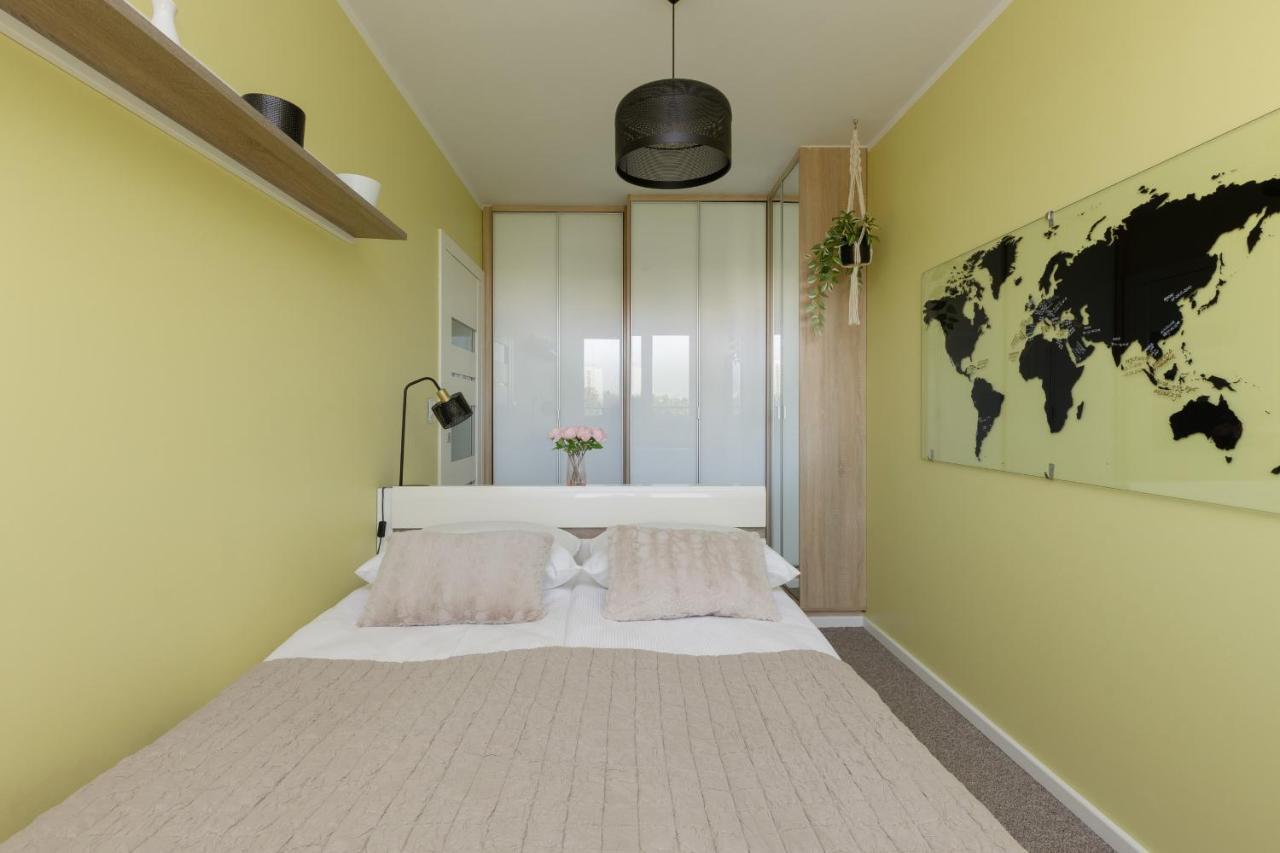 Metro Wilanowska With Parking By Renters Apartament *