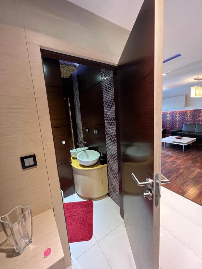 Lux Flat Easy To Reach Centrum *