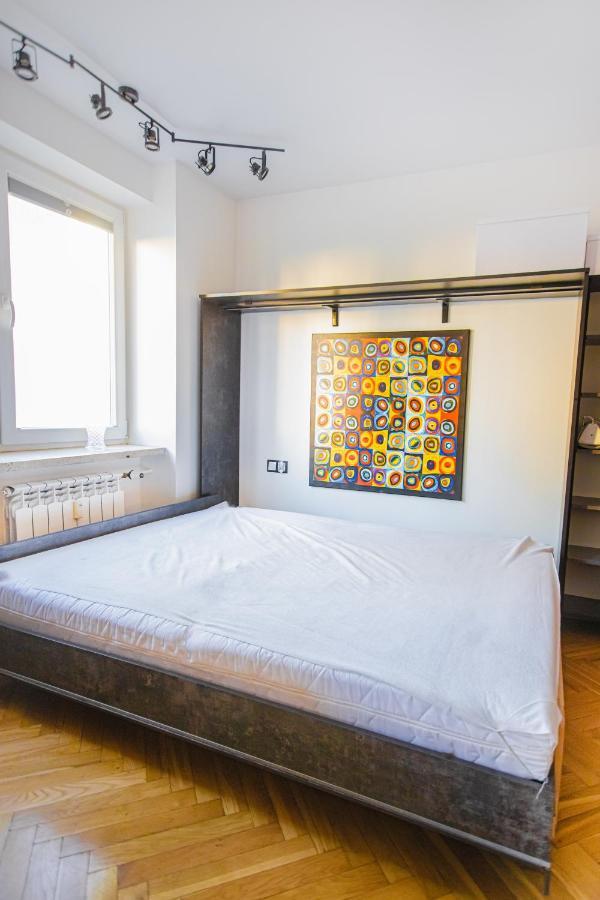 Charming Next To Lazienki Park And Center Apartment