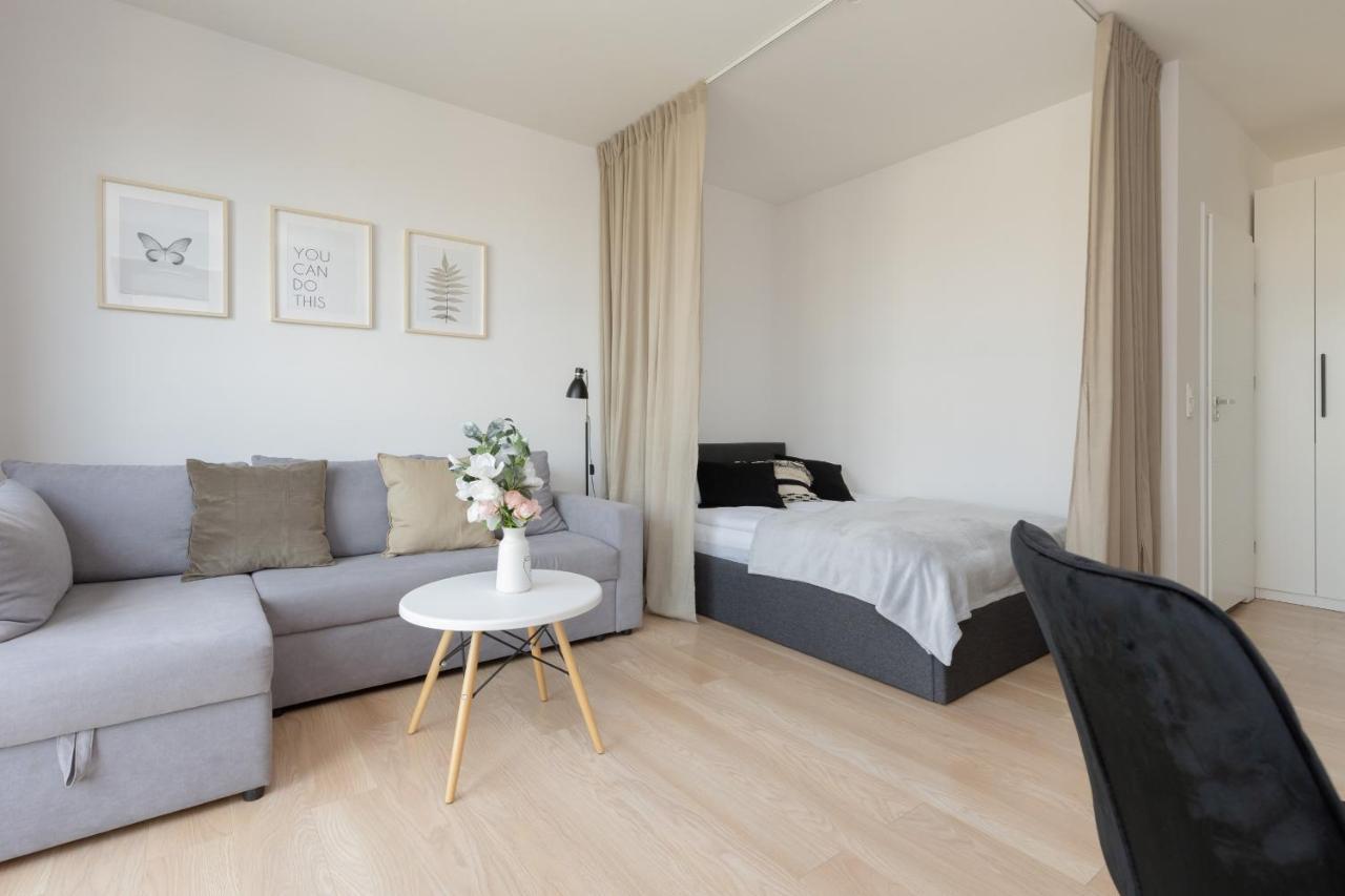 Apartment Beautiful With Parking Grzybowska By Renters *