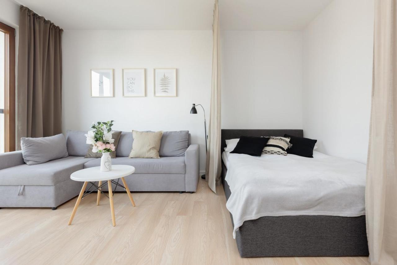 Apartment Beautiful With Parking Grzybowska By Renters