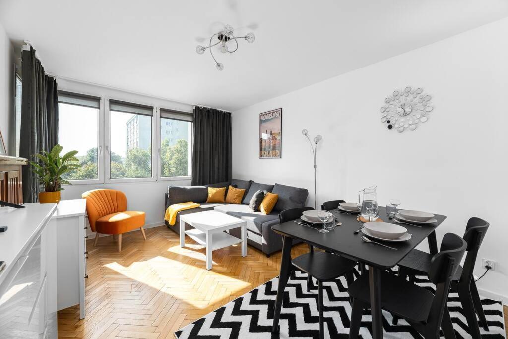 Concierge Srebrna Apartment Warsaw