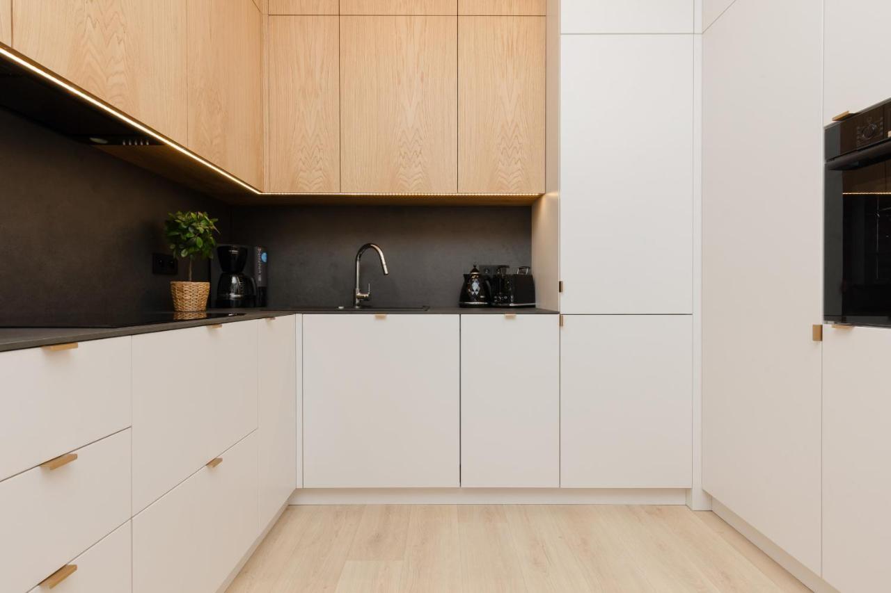 Lux Kasprzaka 29 With Parking By Renters Prestige Apartament
