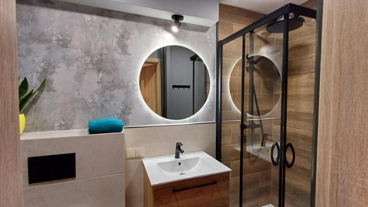Sky View Apartment